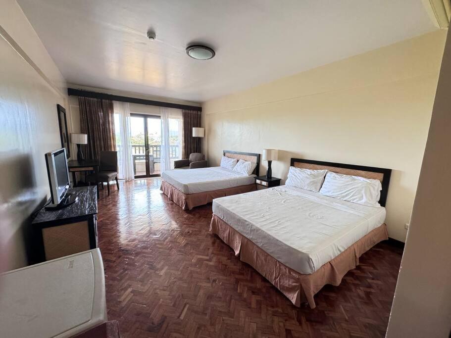 Alta Vista De Boracay, 109b Apartment Yapak